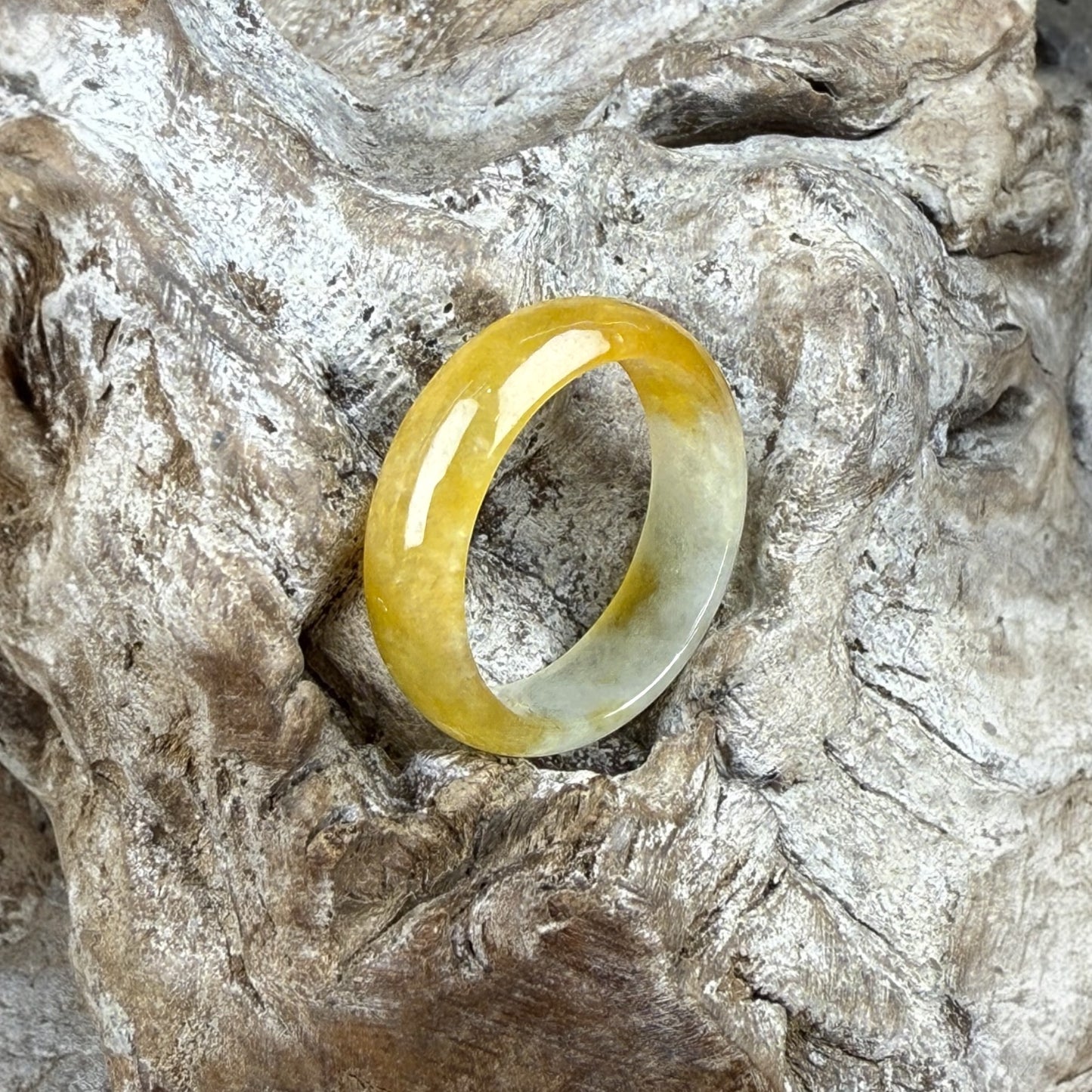 天然緬甸翡翠半山水黃翡戒指
