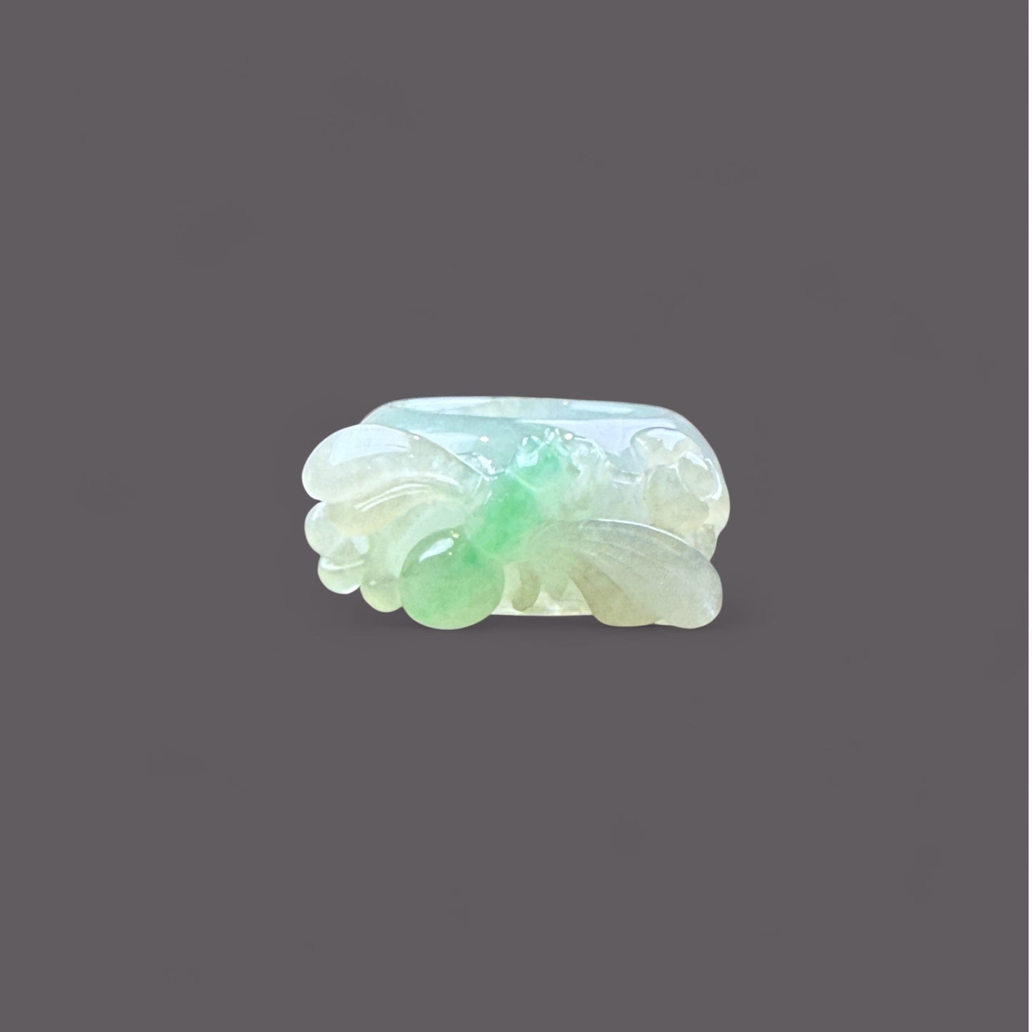 天然緬甸翡翠飄花蜜蜂戒指